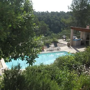 Couette-café Les Hauts Des Materonnes, Tourves